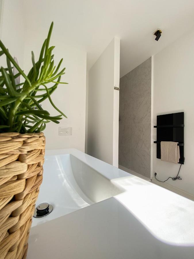 Suite City Center In Quiet Street & Airco Antwerpen Ngoại thất bức ảnh