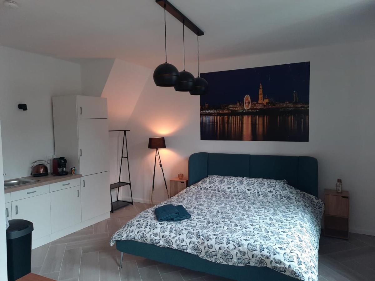 Suite City Center In Quiet Street & Airco Antwerpen Ngoại thất bức ảnh